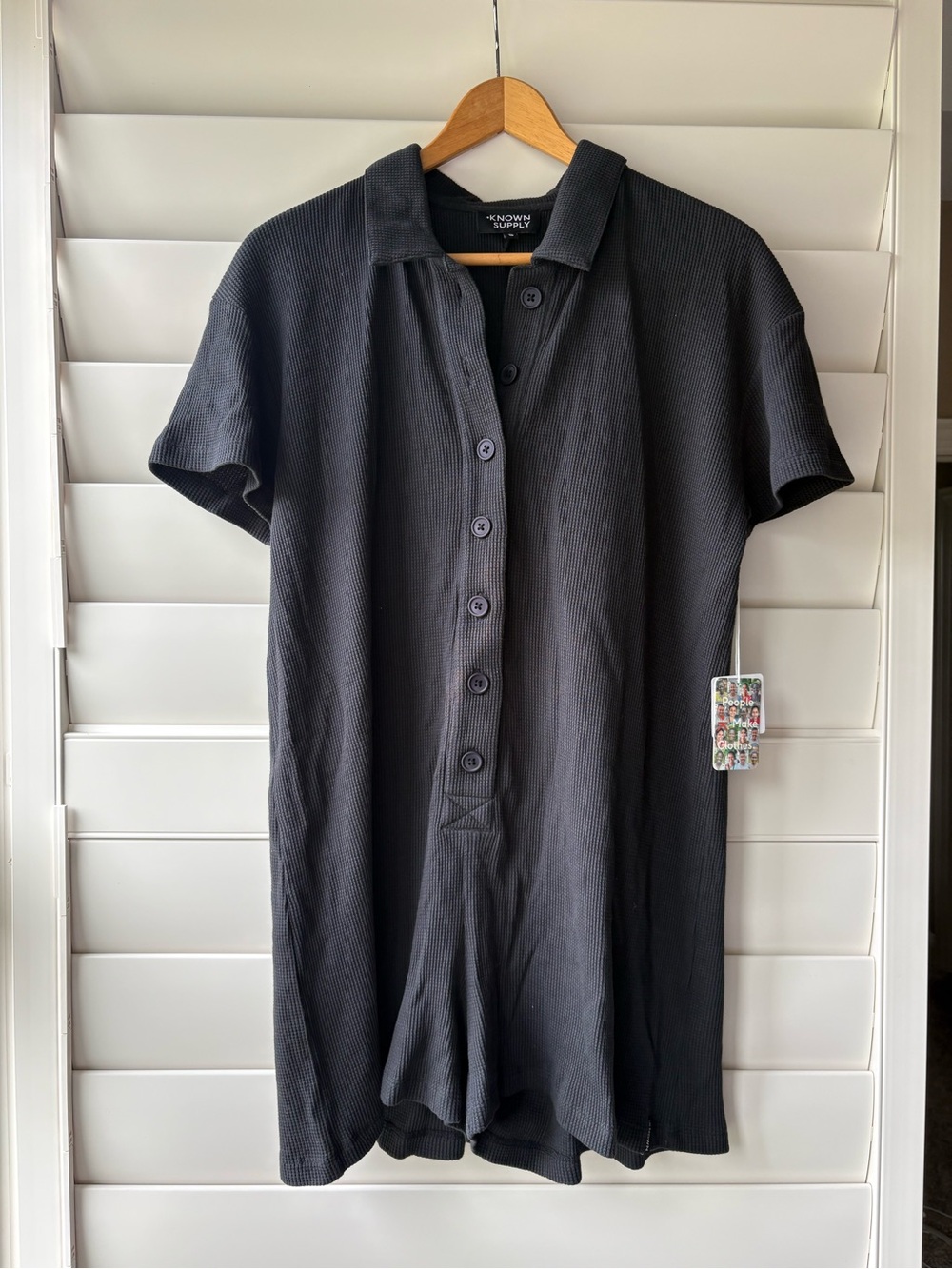 NWT Known Supply Black Short-Sleeve Polo Romper 100% Gots organic cotton small